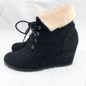 SM New York Cute Winter Boots Wedge Heel Black Suede Fleece Lined Women's Size 6
